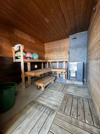 Strandsauna mit Holzofen
